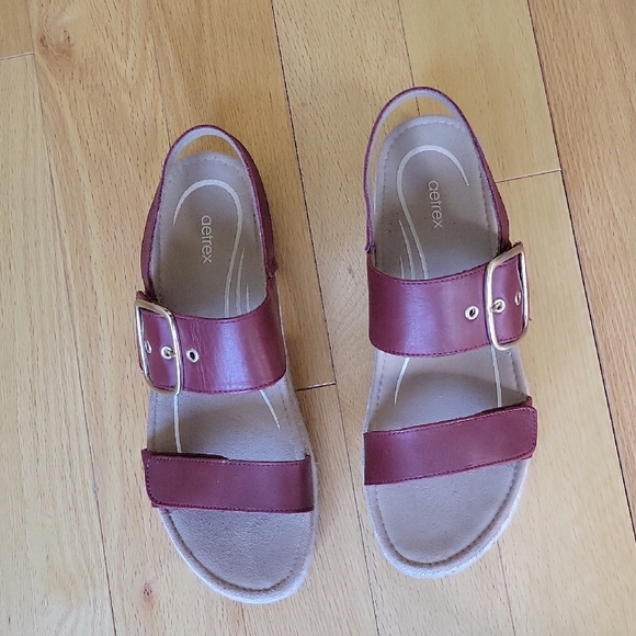 Aetrex Women's Burgundy Espadrille Sandals - Picture 4 of 4